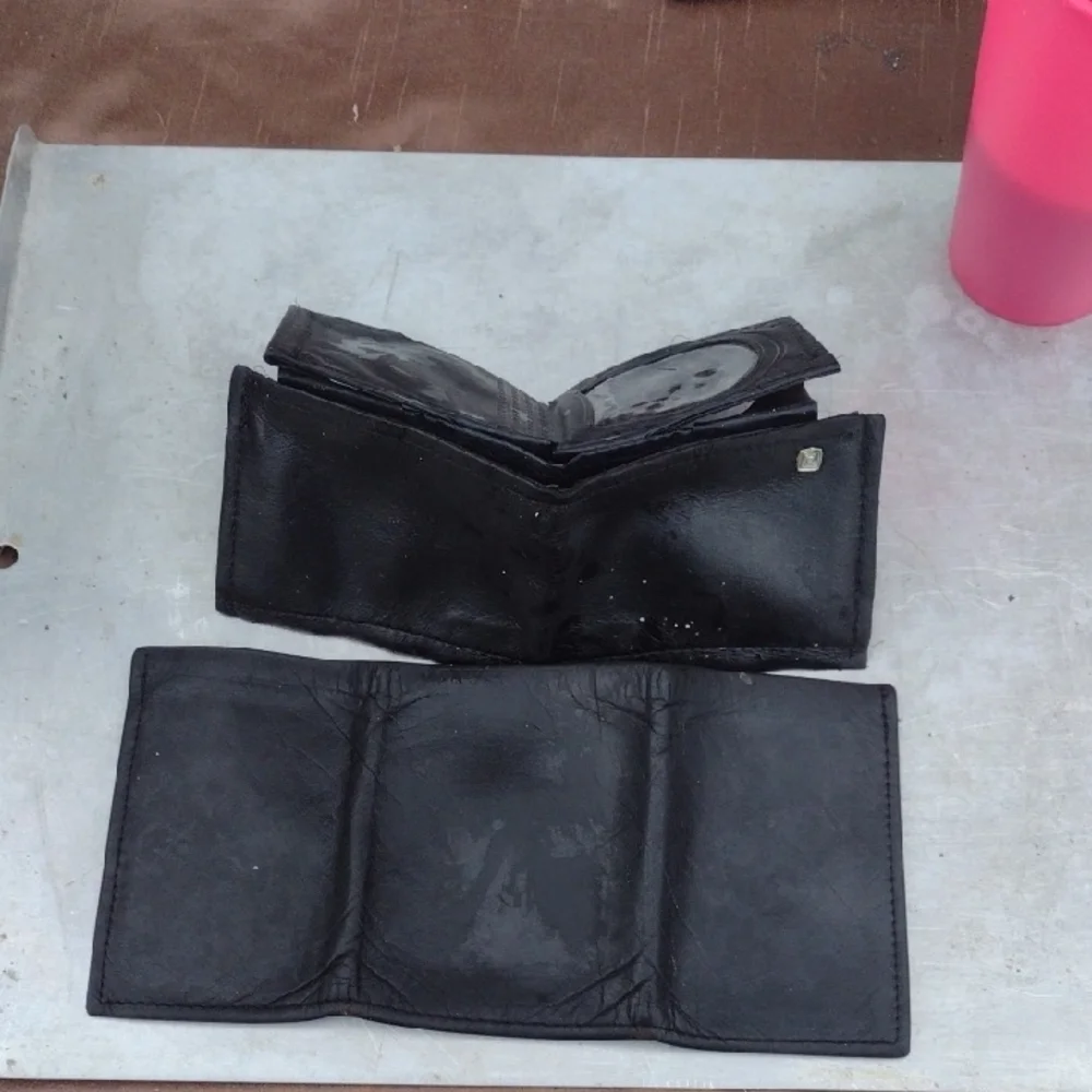 Black Leather Men's Wallets